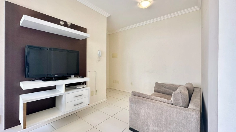 APARTAMENTO 1 DORMITÓRIO EM CAPÃO DA CANOA/CENTRO: 2ª foto da galeria de imagens do imóvel