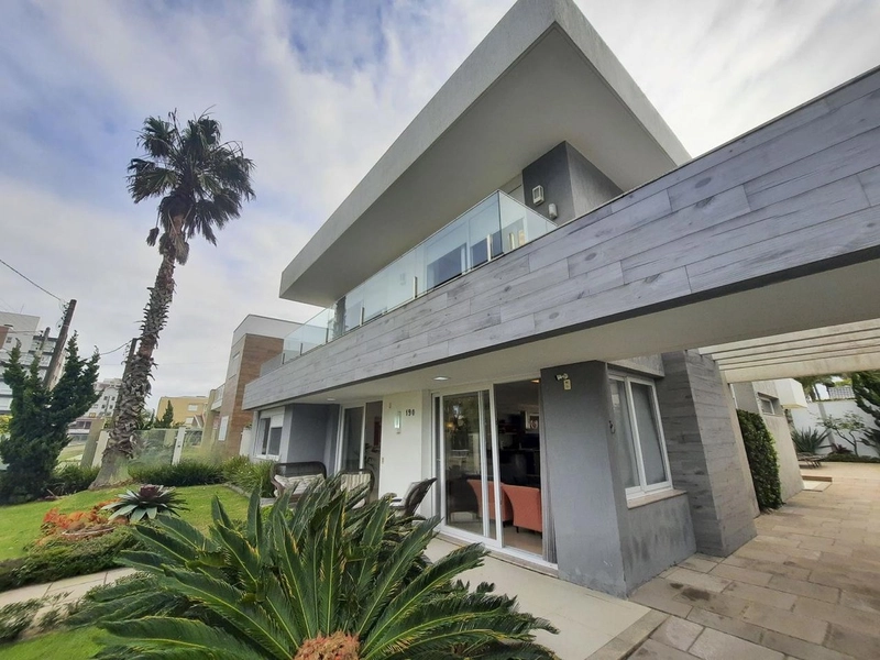 CASA 5 SUÍTES EM XANGRI-LÁ/ATLÂNTIDA: 2ª foto da galeria de imagens do imóvel