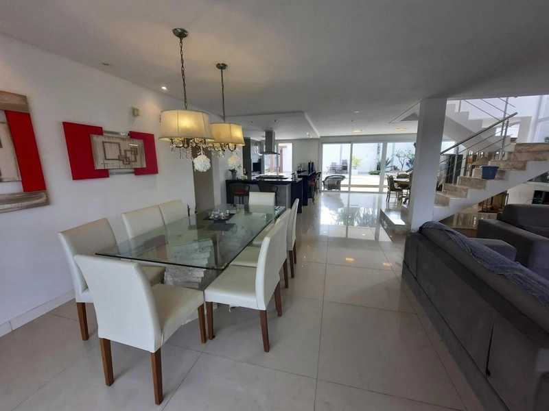 CASA 5 SUÍTES EM XANGRI-LÁ/ATLÂNTIDA: 6ª foto da galeria de imagens do imóvel