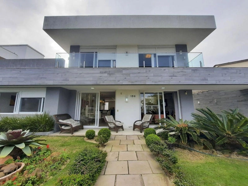 CASA 5 SUÍTES EM XANGRI-LÁ/ATLÂNTIDA: 1ª foto da galeria de imagens do imóvel