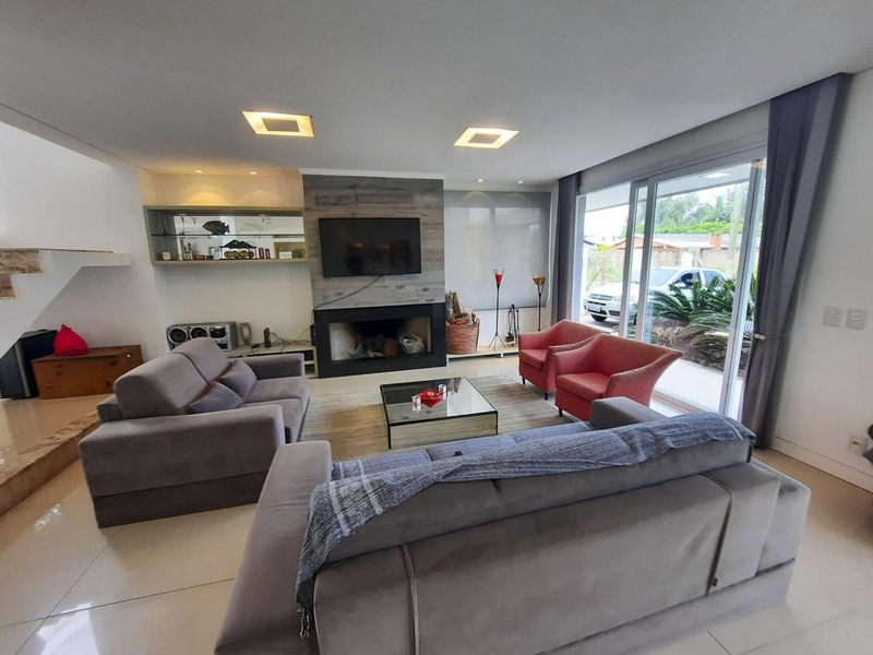 CASA 5 SUÍTES EM XANGRI-LÁ/ATLÂNTIDA: 5ª foto da galeria de imagens do imóvel