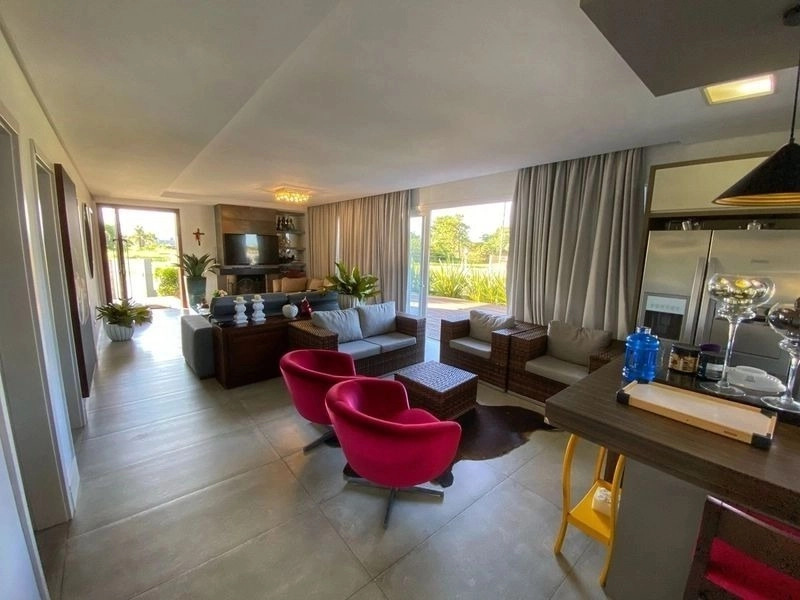 CASA 4 DORMITÓRIOS EM XANGRI-LÁ/ ATLÂNTIDA: 5ª foto da galeria de imagens do imóvel