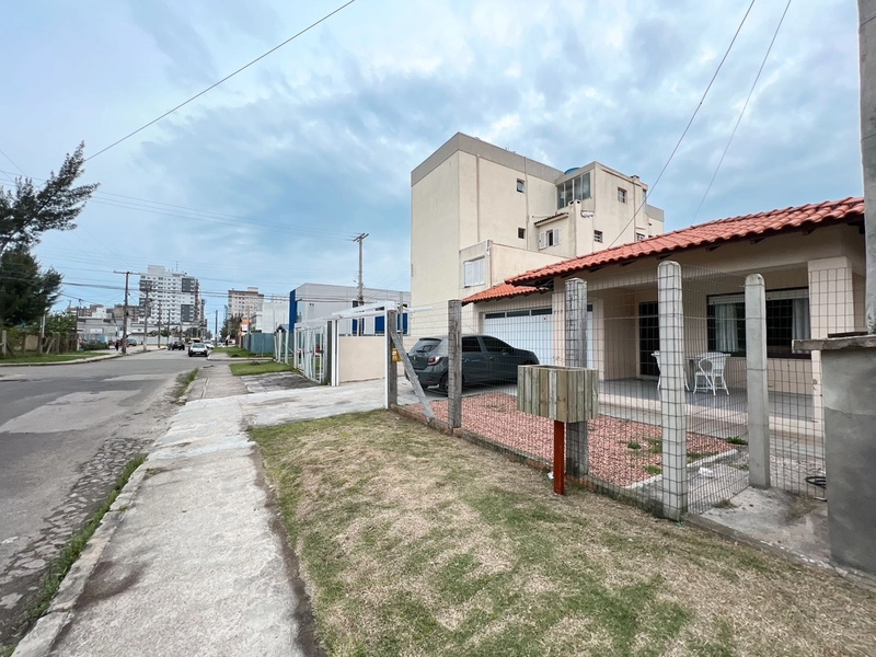 ÓTIMA CASA TÉRREA À VENDA EM CAPÃO DA CANOA!: 2ª foto da galeria de imagens do imóvel