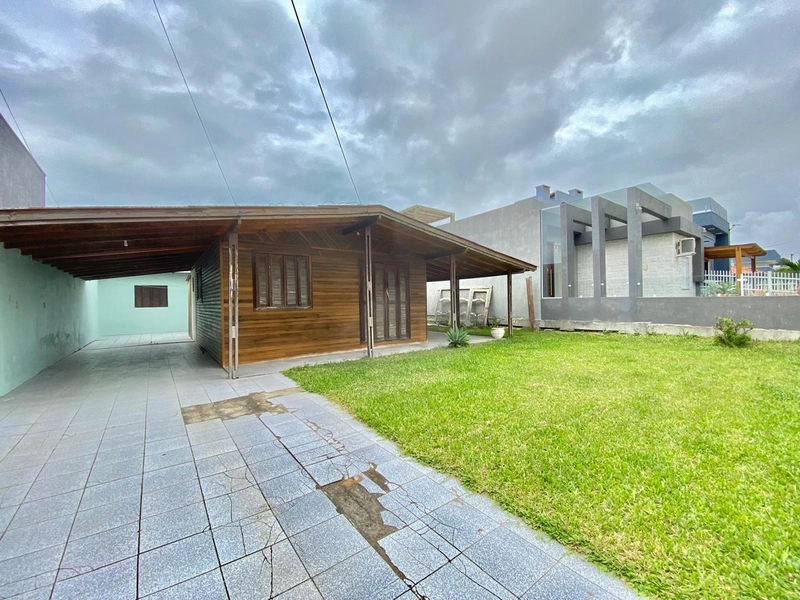 CASA DE TERRENO INTEIRO EM CAPÃO DA CANOA/ZONA NORTE: 1ª foto da galeria de imagens do imóvel