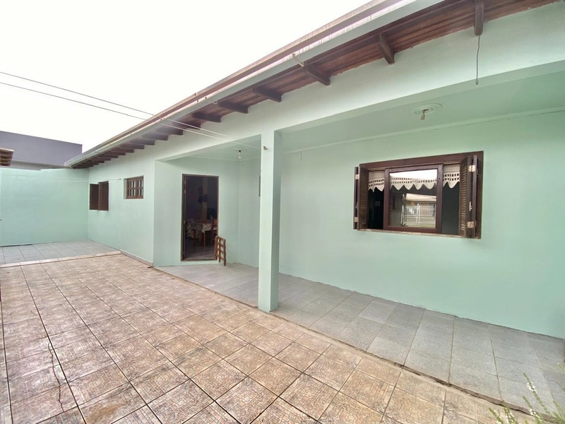 CASA DE TERRENO INTEIRO EM CAPÃO DA CANOA/ZONA NORTE: 3ª foto da galeria de imagens do imóvel