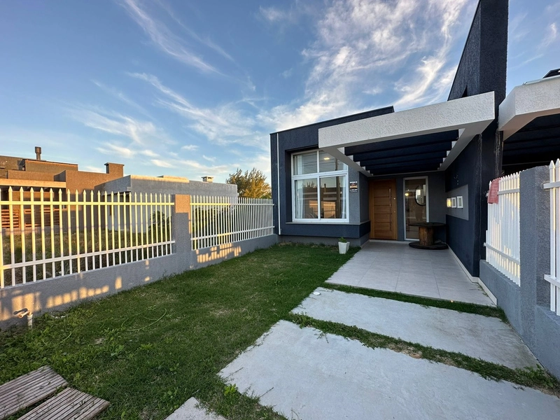 LINDA CASA PERTINHO DO MAR À VENDA EM CAPÃO DA CANOA!: 2ª foto da galeria de imagens do imóvel