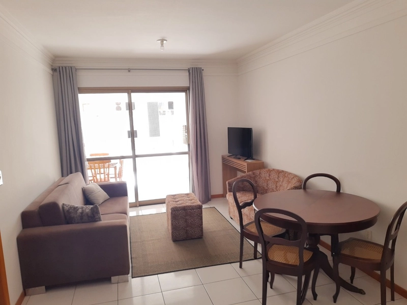 EXCELENTE APARTAMENTO À UMA QUADRA DO MAR À VENDA EM CAPÃO DA CANOA!: 1ª foto da galeria de imagens do imóvel