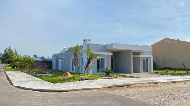 EXCELENTE CASA À VENDA EM CAPÃO DA CANOA!: 2ª foto da galeria de imagens do imóvel