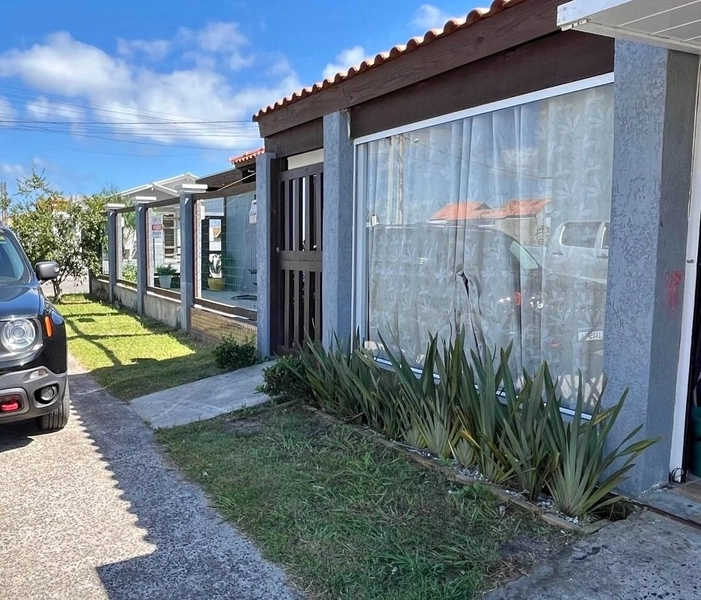 Excelente casa à venda em Capão da Canoa!: 1ª foto da galeria de imagens do imóvel