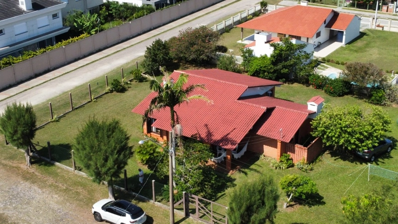 Linda casa lado mar à venda em Capão da Canoa!: 6ª foto da galeria de imagens do imóvel