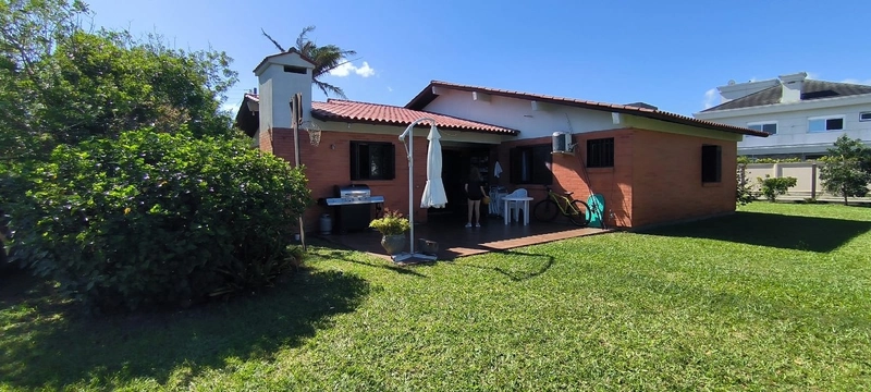 Linda casa lado mar à venda em Capão da Canoa!: 5ª foto da galeria de imagens do imóvel