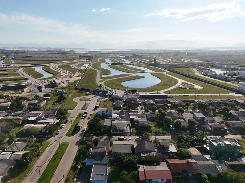 Casa a venda/Xangrilá: 16ª foto da galeria de imagens do imóvel