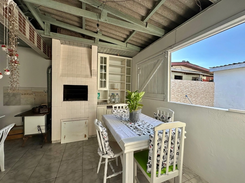 Casa a venda/Xangrilá: 2ª foto da galeria de imagens do imóvel