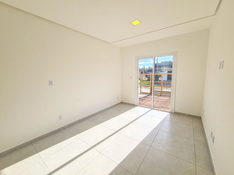 CASA 3 DORMITÓRIO EM CAPÃO DA CANOA/PRAIA DO BARCO: 5ª foto da galeria de imagens do imóvel