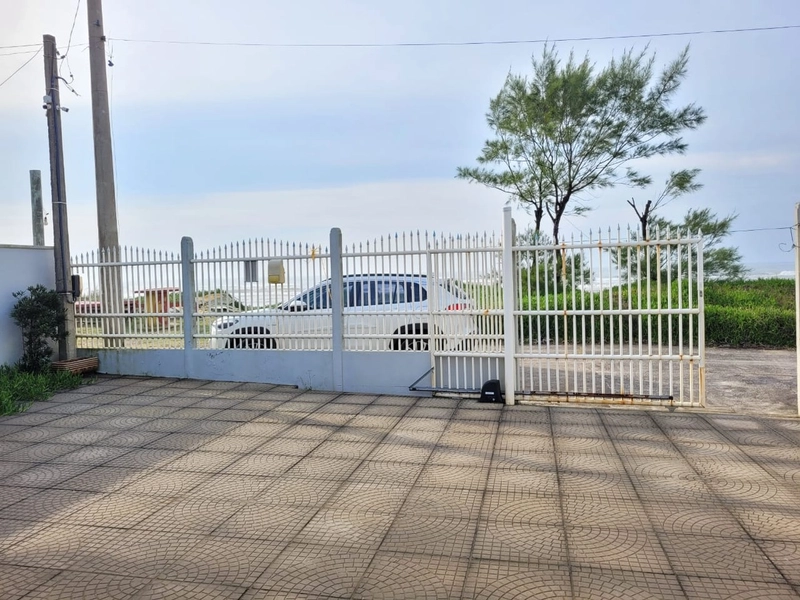 CASA DE FRENTE PRO MAR EM CAPÃO DA CANOA!: 13ª foto da galeria de imagens do imóvel