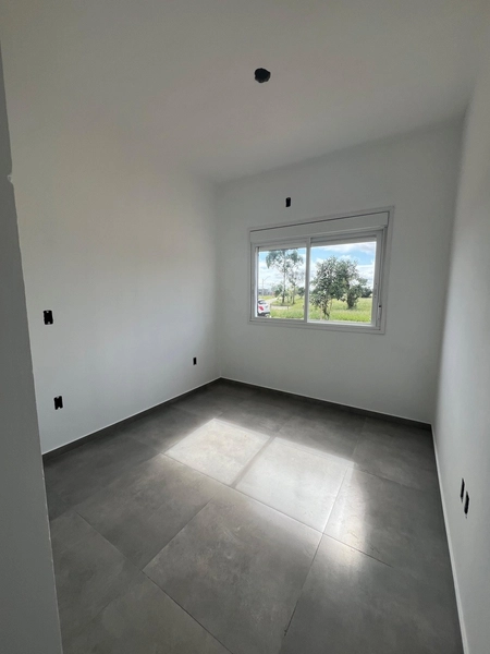 CASA NUNCA HABITADA À VENDA EM OSÓRIO!: 5ª foto da galeria de imagens do imóvel