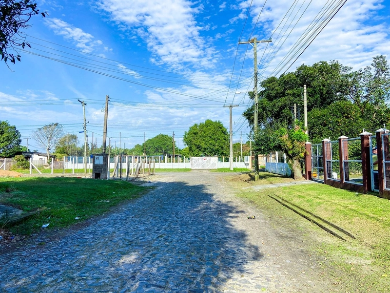 Oportunidade duas casas no mesmo terreno à venda em Capão Novo!: 4ª foto da galeria de imagens do imóvel