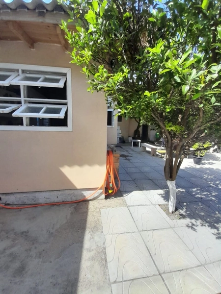 Excelente casa mista com amplo terreno à venda!: 2ª foto da galeria de imagens do imóvel