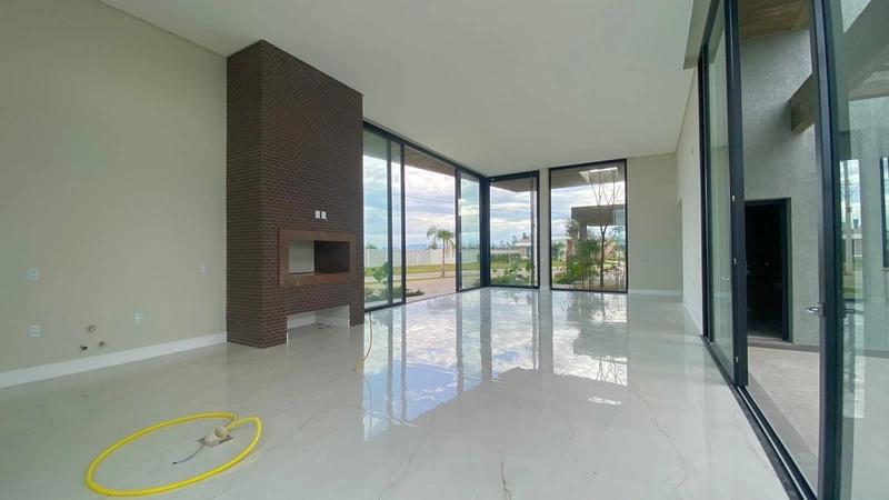 CASA 4 SUÍTES EM CONDOMÍNIO FECHADO EM CAPÃO DA CANOA/ARROIO TEIXEIRA: 2ª foto da galeria de imagens do imóvel