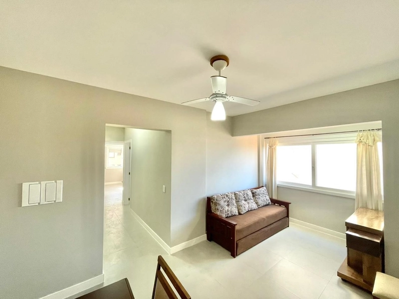 APARTAMENTO 2 DORMITÓRIOS EM CAPÃO DA CANOA/CENTRO: 3ª foto da galeria de imagens do imóvel