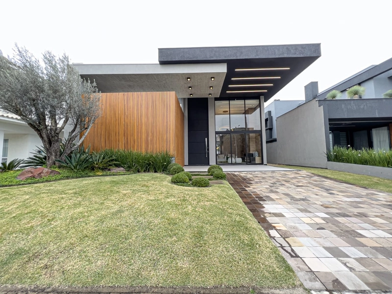 CASA 4 SUÍTES EM CONDOMÍNIO FECHADO EM CAPÃO DA CANOA/VELAS DO MARINA: 1ª foto da galeria de imagens do imóvel