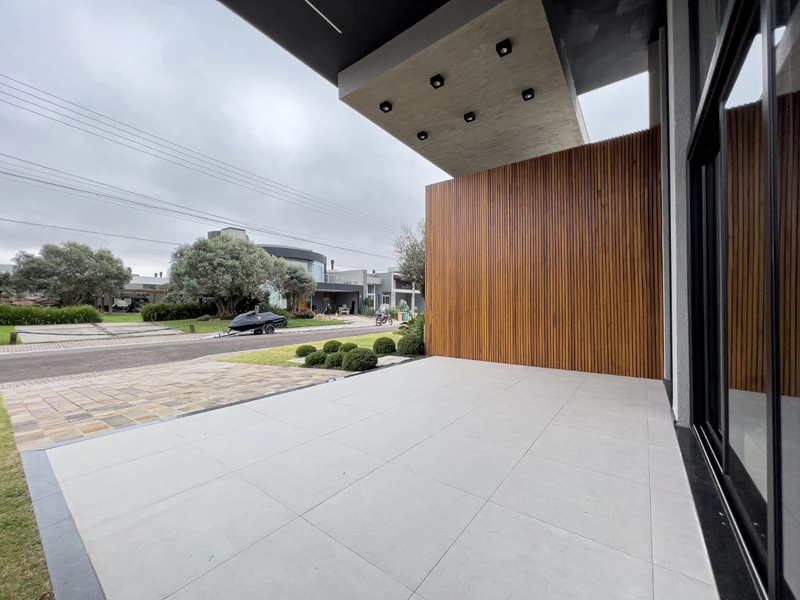 CASA 4 SUÍTES EM CONDOMÍNIO FECHADO EM CAPÃO DA CANOA/VELAS DO MARINA: 12ª foto da galeria de imagens do imóvel