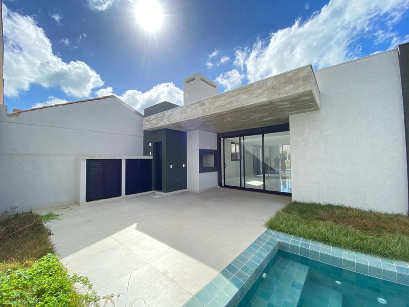 CASA 4 SUÍTES EM XANGRI-LÁ/CENTRO: 2ª foto da galeria de imagens do imóvel