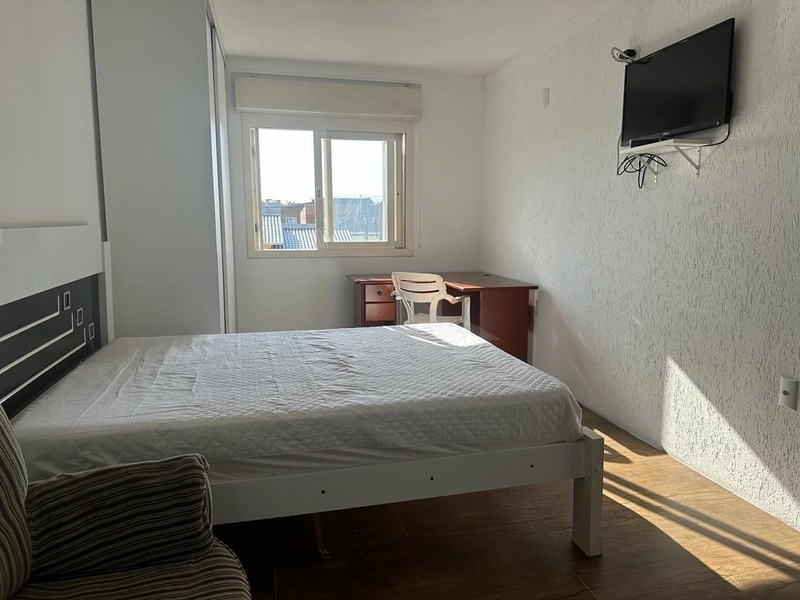 Ótimo sobrado à venda em Capão Novo!: 10ª foto da galeria de imagens do imóvel