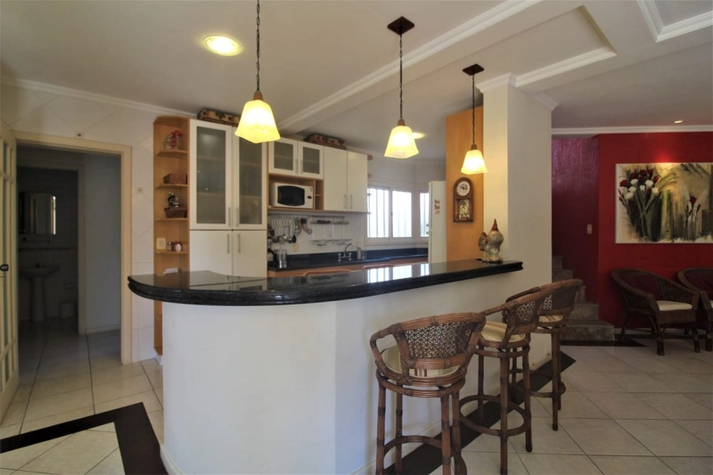 CASA 4 DORMITÓRIOS EM XANGRI-LÁ/ATLÂNTIDA: 11ª foto da galeria de imagens do imóvel