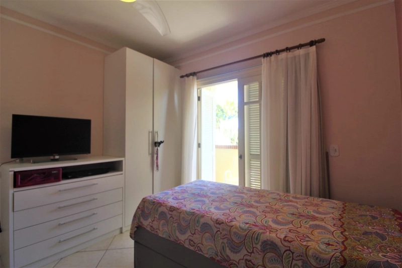 CASA 4 DORMITÓRIOS EM XANGRI-LÁ/ATLÂNTIDA: 16ª foto da galeria de imagens do imóvel