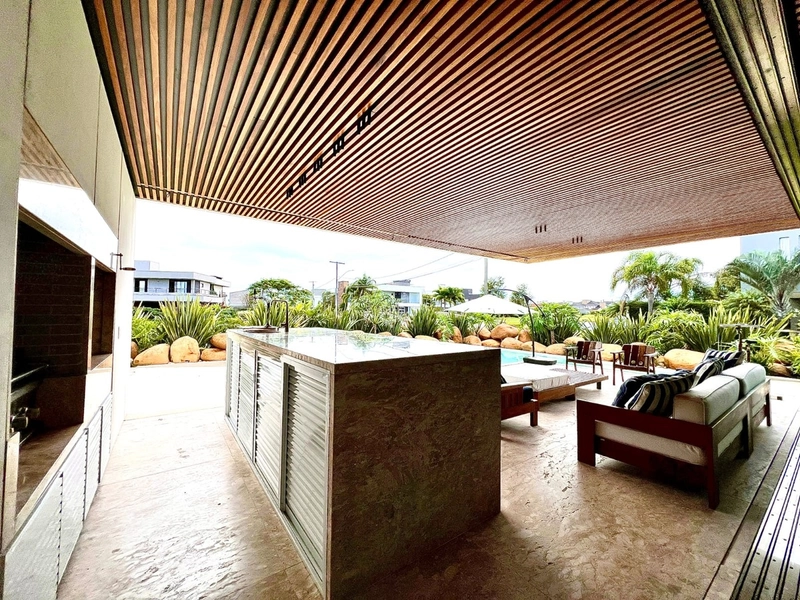 CASA EM CONDOMÍNIO FECHADO EM XANGRI-LÁ: 11ª foto da galeria de imagens do imóvel