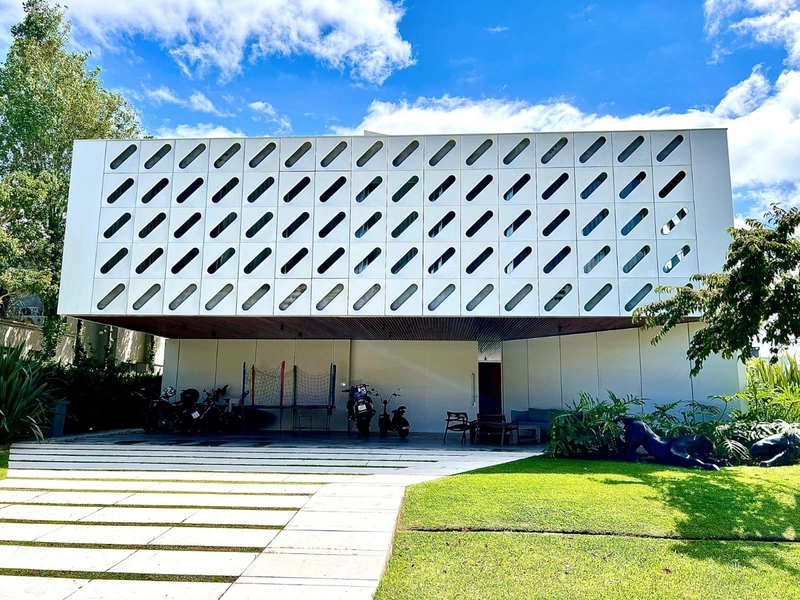 CASA EM CONDOMÍNIO FECHADO EM XANGRI-LÁ: 8ª foto da galeria de imagens do imóvel