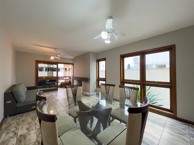 APARTAMENTO 3 DORMITÓRIOS DE FRENTE EM CAPÃO DA CANOA: 10ª foto da galeria de imagens do imóvel