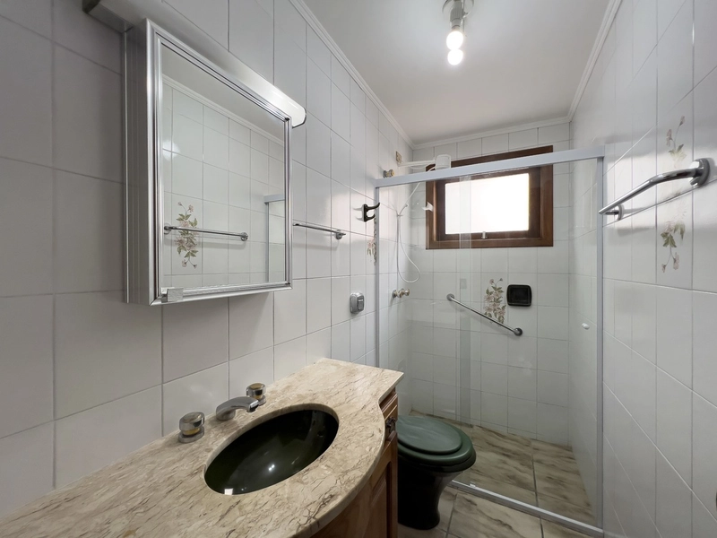 APARTAMENTO 3 DORMITÓRIOS DE FRENTE EM CAPÃO DA CANOA: 4ª foto da galeria de imagens do imóvel