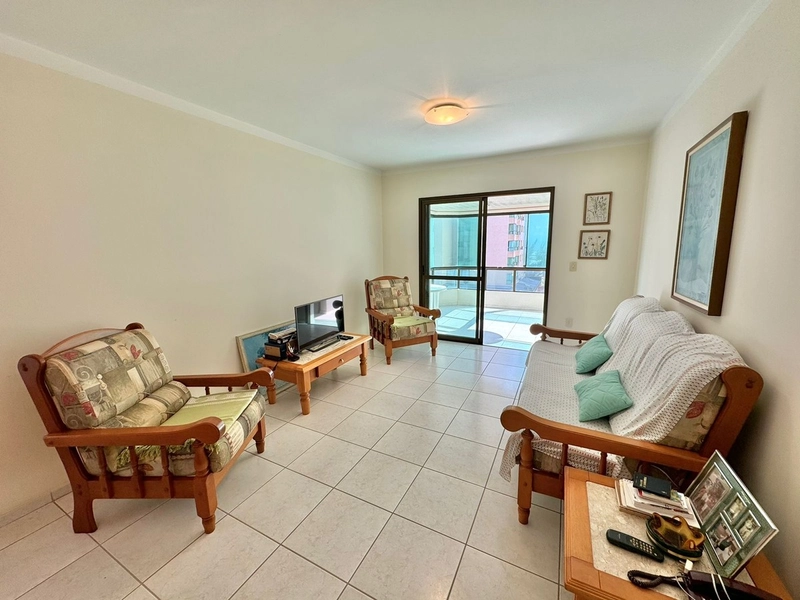 APARTAMENTO 3 DORMITÓRIOS EM CAPÃO DA CANOA/CENTRO: 1ª foto da galeria de imagens do imóvel
