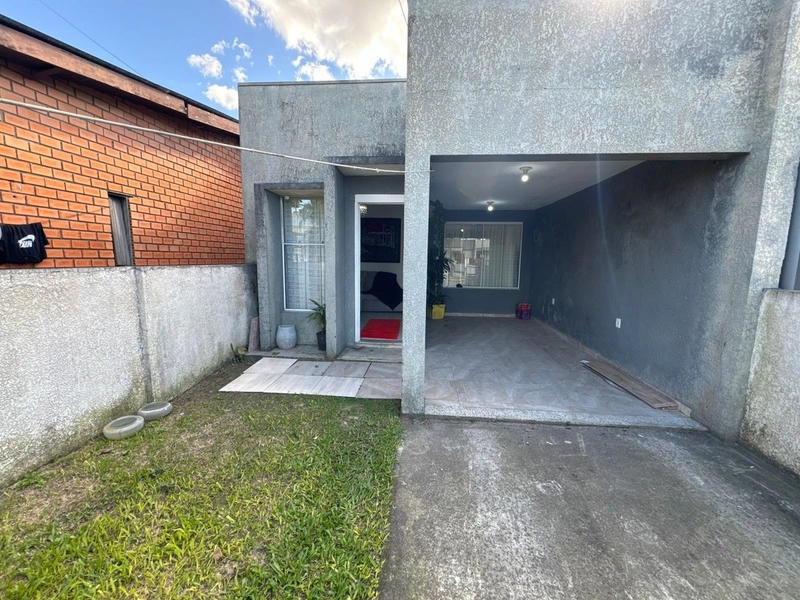 Casa geminada frente mar à venda em Capão da Canoa!: 1ª foto da galeria de imagens do imóvel