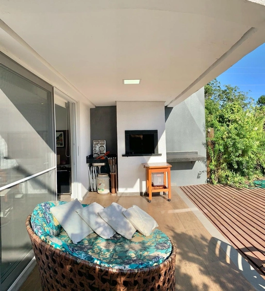 CASA EM CONDOMÍNIO EM XANGRI-LÁ: 2ª foto da galeria de imagens do imóvel