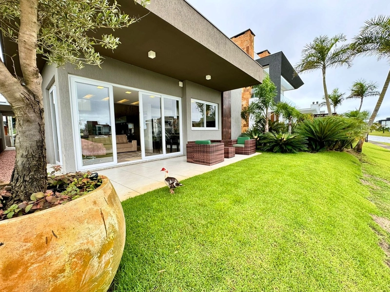 CASA BEIRA LAGO EM CONDOMÍNIO: 22ª foto da galeria de imagens do imóvel