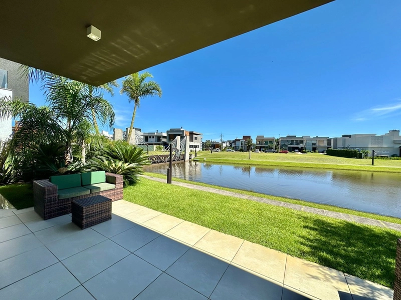 CASA BEIRA LAGO EM CONDOMÍNIO: 25ª foto da galeria de imagens do imóvel