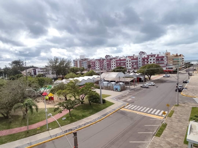 APARTAMENTO DE FRENTE NO CORAÇÃO DE ATLÂNTIDA *: 2ª foto da galeria de imagens do imóvel