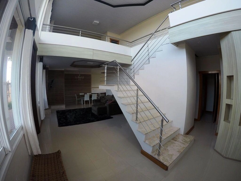 Casa 5 dormitórios em Capão da Canoa: 8ª foto da galeria de imagens do imóvel