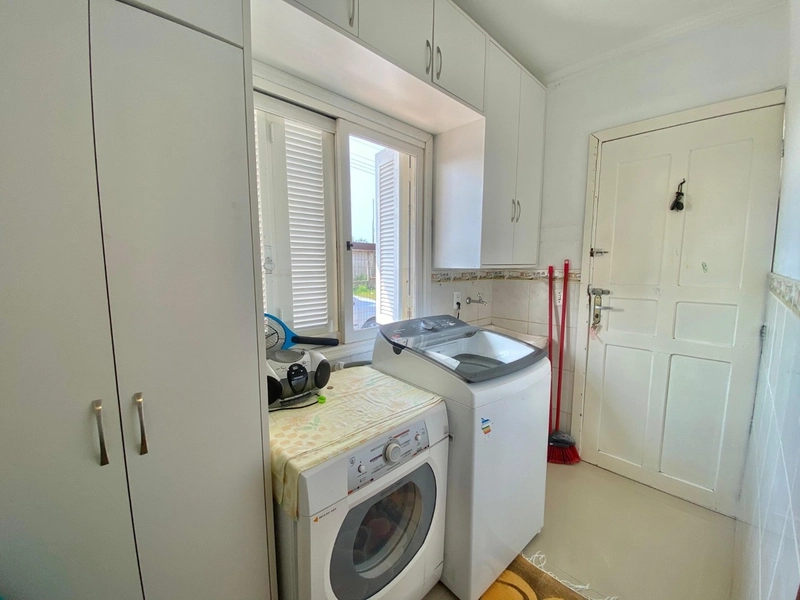Casa 4 dormitórios em CAPÃO DA CANOA: 11ª foto da galeria de imagens do imóvel