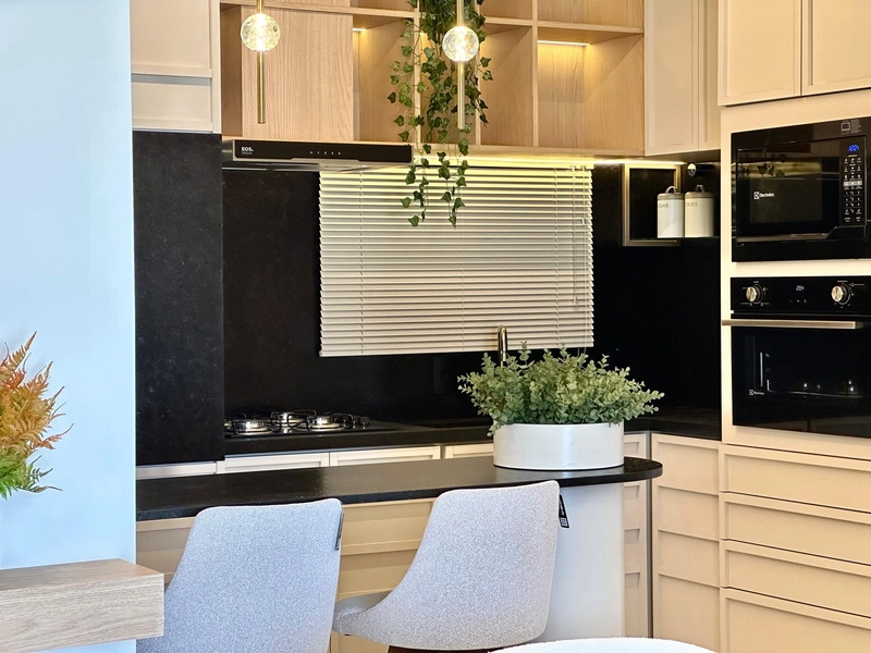 *APARTAMENTO DECORADO COM VARANDA*  *Prédio Novo -: 14ª foto da galeria de imagens do imóvel