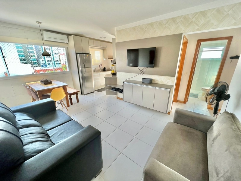 Apartamento 2 dormitórios em CAPÃO DA CANOA / Centro: 1ª foto da galeria de imagens do imóvel