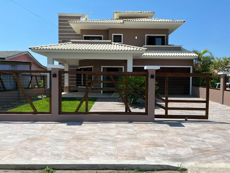 Casa 4 suítes em CAPÃO DA CANOA/ JARDIM BEIRA MAR: 1ª foto da galeria de imagens do imóvel