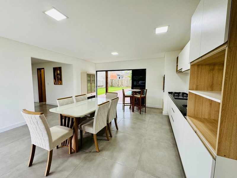 CASA CENTRO DE ATLANTIDA SUL!: 4ª foto da galeria de imagens do imóvel