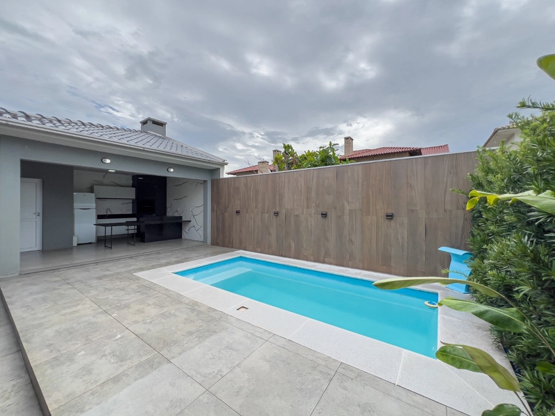 CASA COMPOSTA POR 4 DORMITÓRIOS EM XANGRI-LÁ!: 5ª foto da galeria de imagens do imóvel