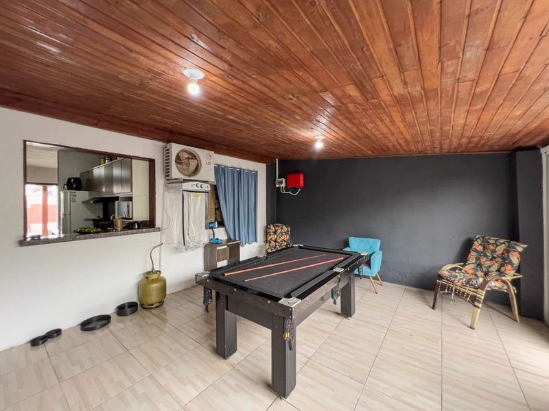 Casa com piscina na praia: 11ª foto da galeria de imagens do imóvel