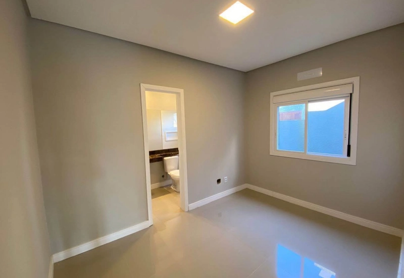 CASA COMPOSTA POR 2 DORMITÓRIOS EM CAPÃO DA CANOA!: 2ª foto da galeria de imagens do imóvel