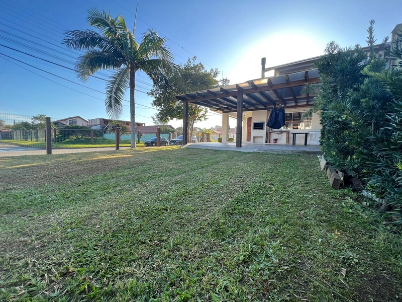 Sobrado próximo a praia na Zona Nova em Capão da Canoa: 7ª foto da galeria de imagens do imóvel